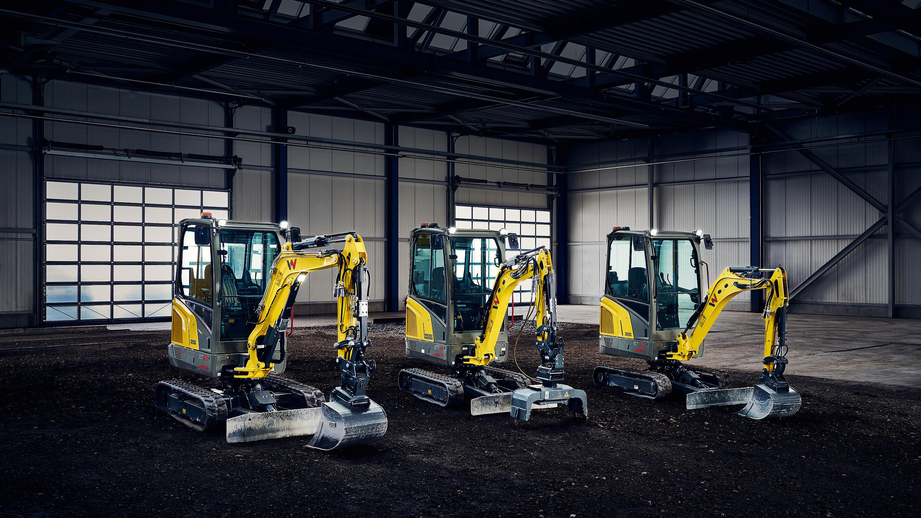 Wacker Neuson Minibagger ET18 ET20 ET25 im direkten Modellvergleich in Industriehalle