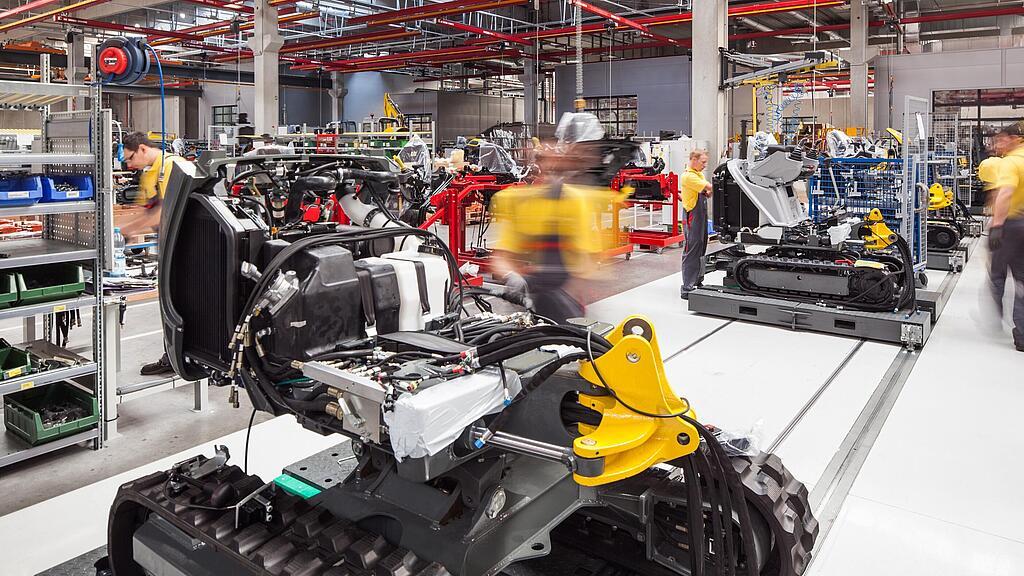 Innovative Wacker Neuson excavators produced at the Hörsching site, Linz.