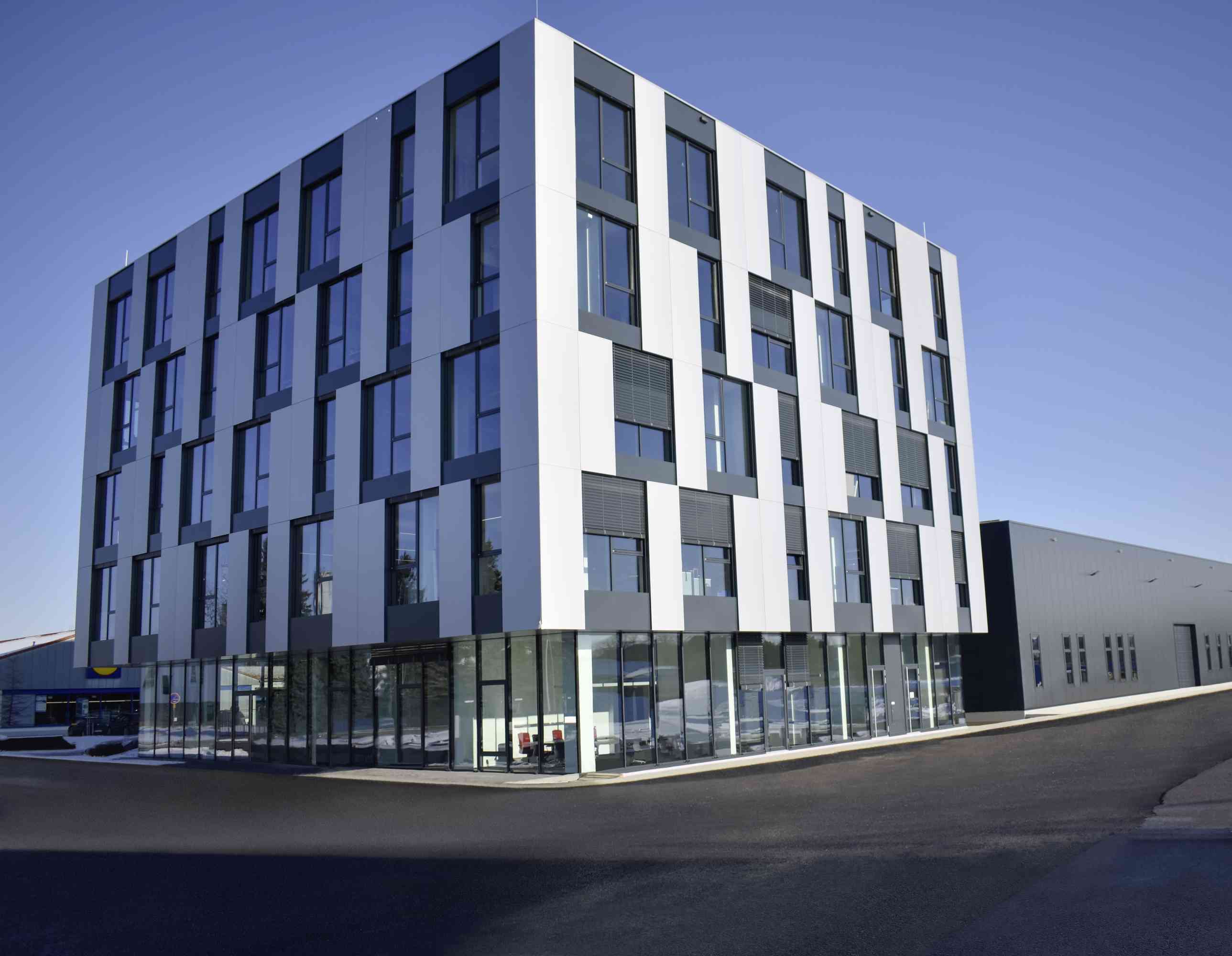 Sede dell'edificio Wacker Neuson a Reichertshofen.